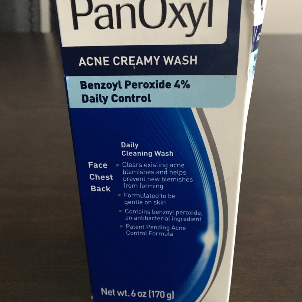 PanOxyl 4% acne cream wash